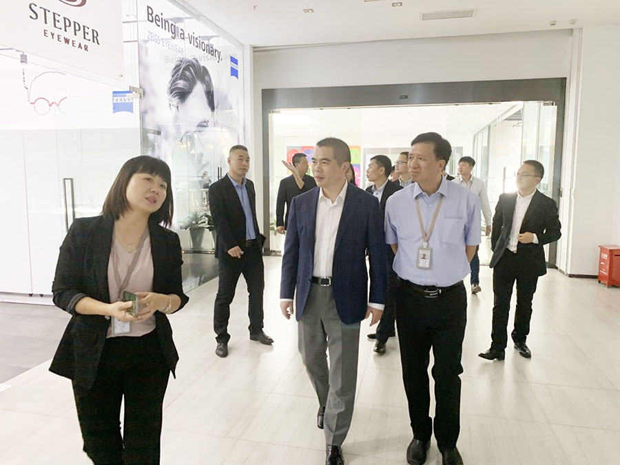 1574747475785084319.jpg 5.jpg