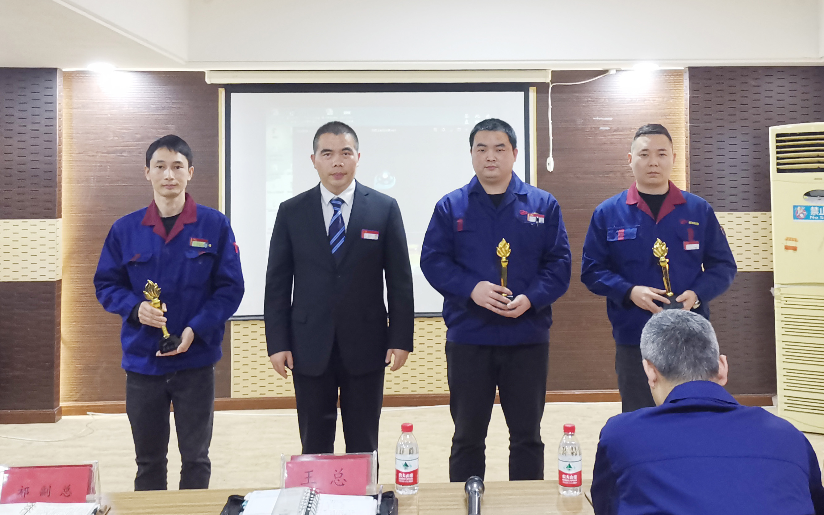 1614421008474079856.jpg 1614421008474079856.jpg